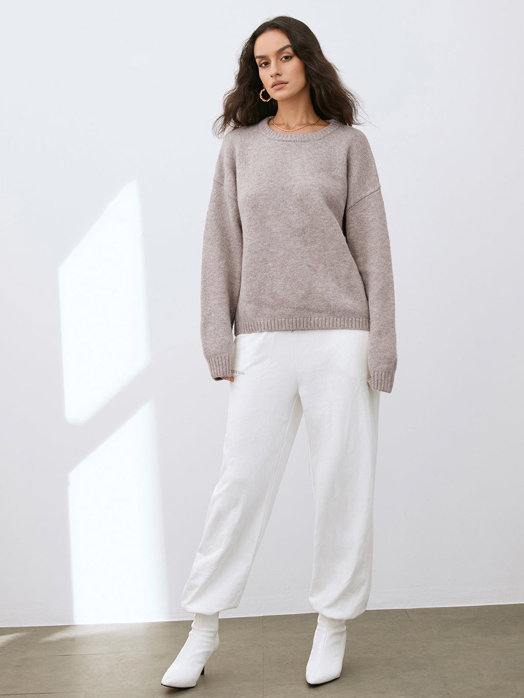 ALENA™ | relaxed fit crew neck knitted sweater